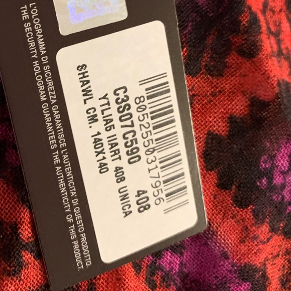 Roberto Cavalli Scarf - Picture 3 of 3